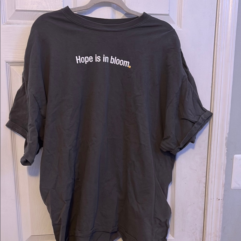 Graphic Tee - Hope is in Bloom - Gray